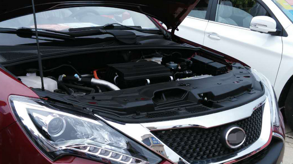 鋰電池市場(chǎng)需求增長(zhǎng) 產(chǎn)業(yè)突破須過(guò)“成本關(guān)”